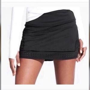 Athleta Stealth Trucool Skort Womens size small